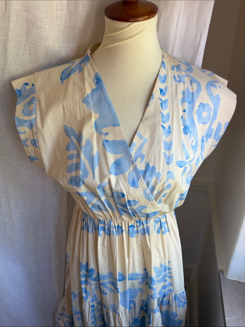 Cream Maxi Dress with Blue Floral Motif - Picture 3 of 5